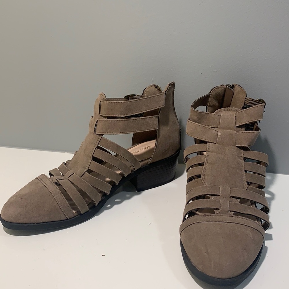 Shoe Dazzle ankle booties, tan, size 7